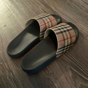 Men’s Burberry Pool Slides